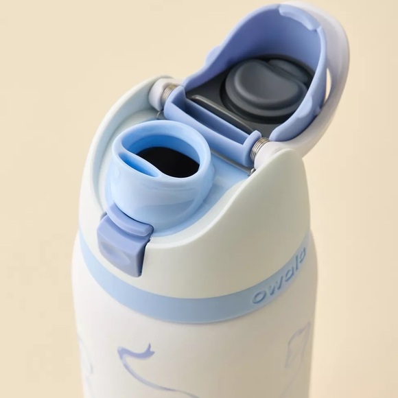 Owala UO Exclusive FreeSip 32 oz Bow Water Bottle - Tied and True - Picture 3 of 6